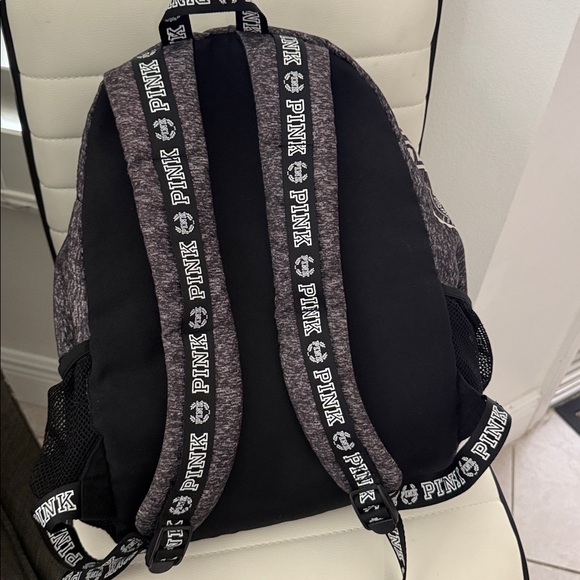 Pink VS Backpack - Picture 4 of 7